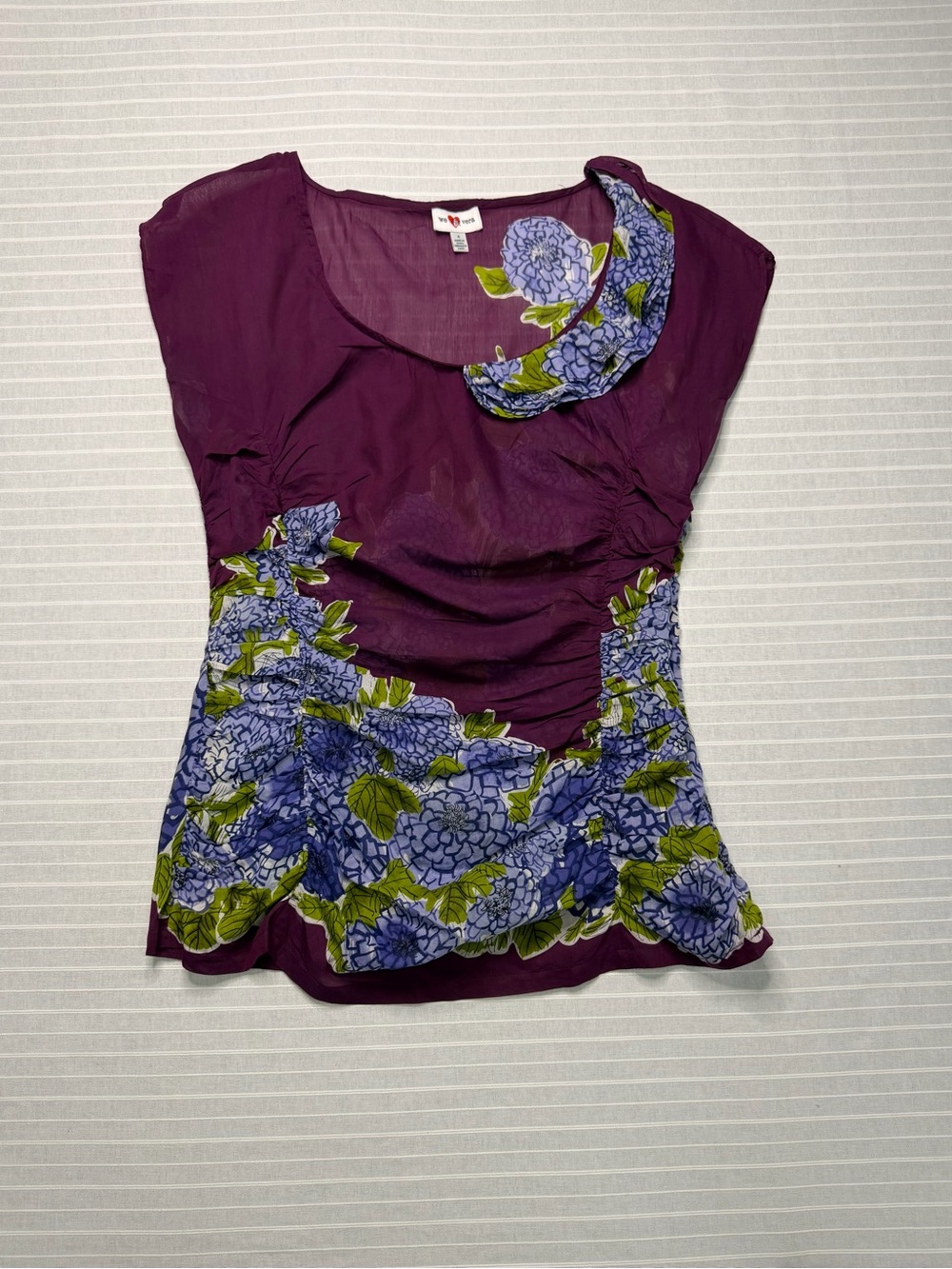 We Love Vera Plum Floral Sheer Ruched Top – Size 4 💜
